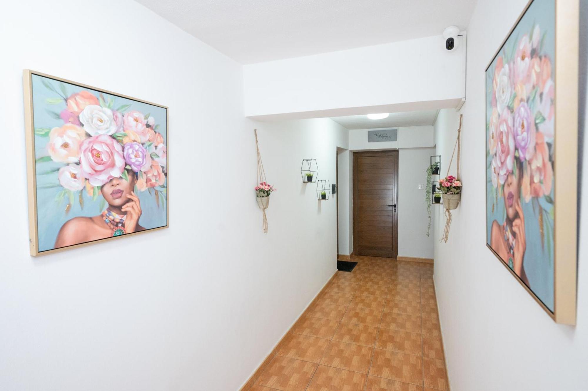 Napa Centrale Suites Ayia Napa Bagian luar foto
