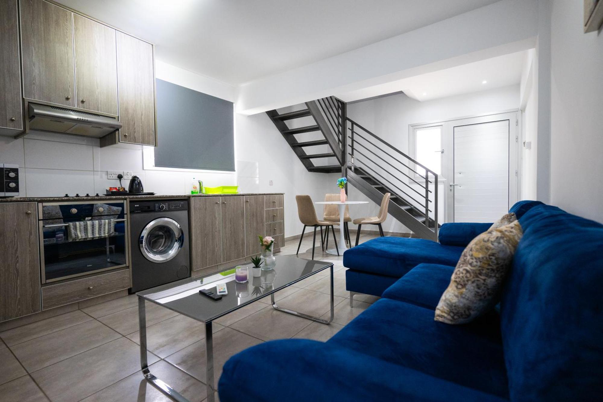 Napa Centrale Suites Ayia Napa Bagian luar foto