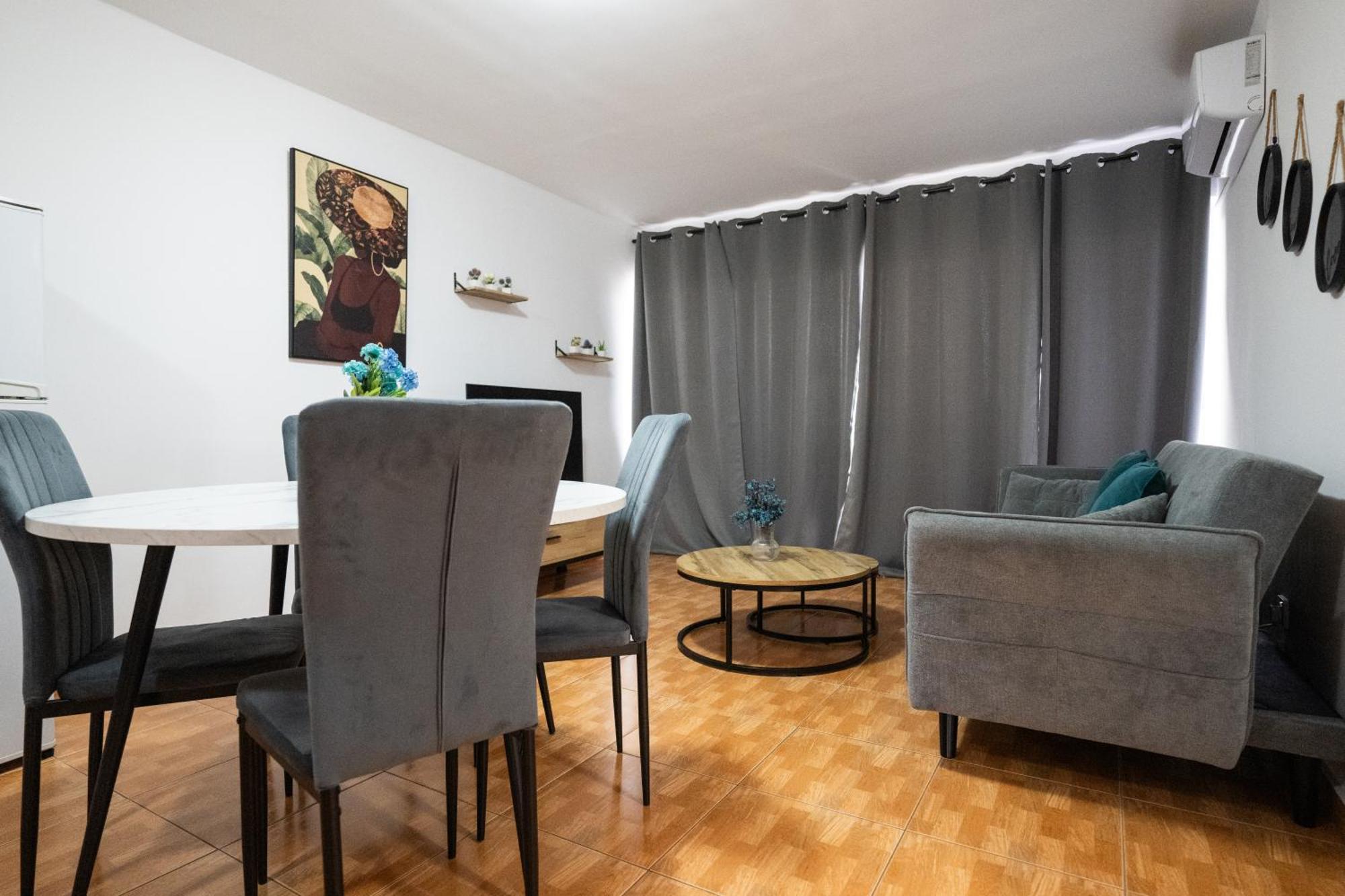 Napa Centrale Suites Ayia Napa Bagian luar foto