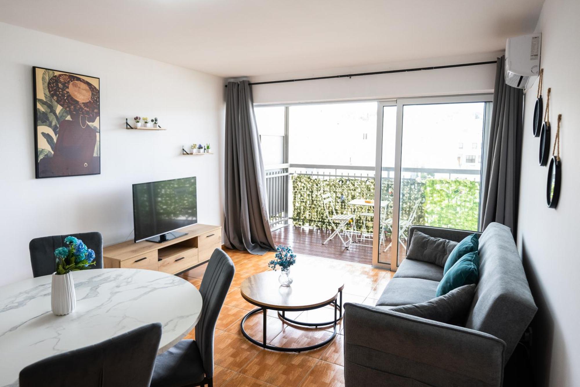 Napa Centrale Suites Ayia Napa Bagian luar foto