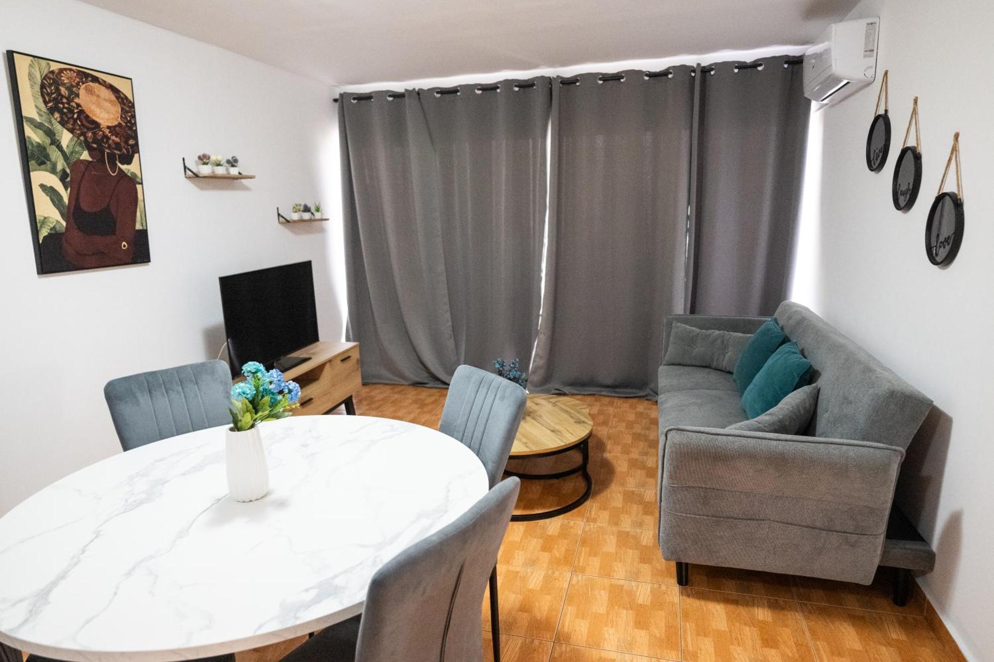 Napa Centrale Suites Ayia Napa Bagian luar foto